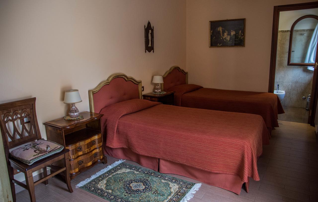 B&B Villa Liliya Fiumefreddo di Sicilia Bagian luar foto